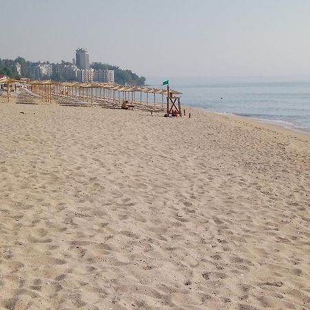 Family Hotel Globus Aranyhomok Kültér fotó