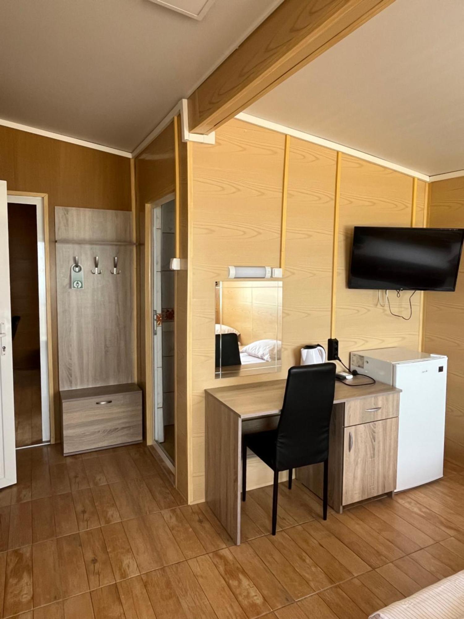 Family Hotel Globus Aranyhomok Kültér fotó