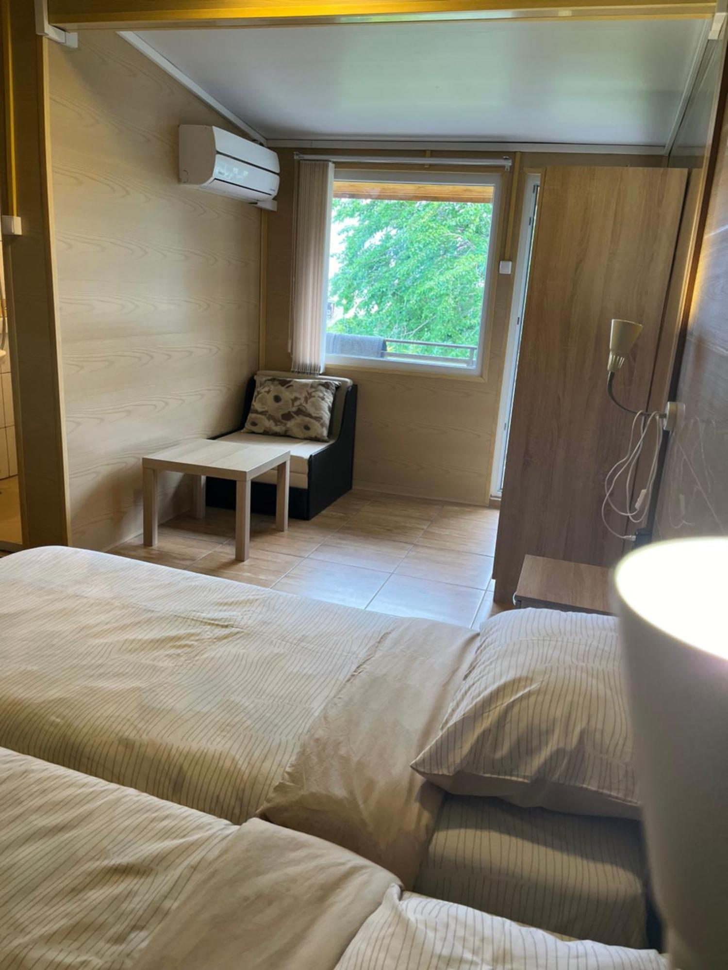 Family Hotel Globus Aranyhomok Kültér fotó